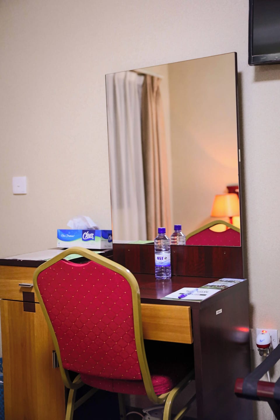 Deluxe Single Room | In-room safe, desk, laptop workspace, iron/ironing board