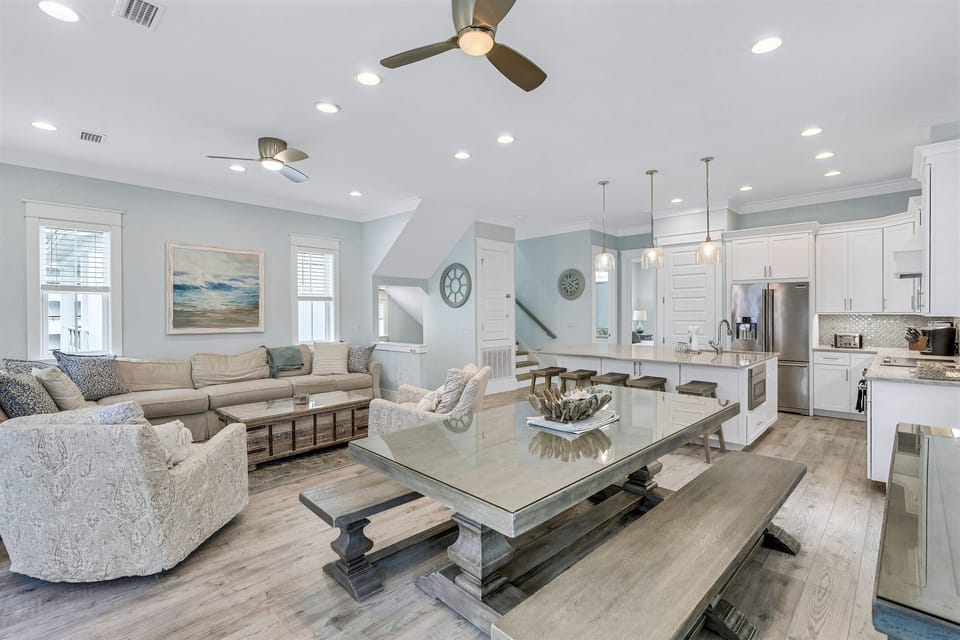 2nd Floor - Great Room