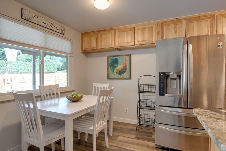 Dining Area | Main Level | Dishware & Flatware
