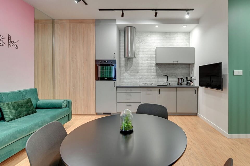 Classic Apartment | 1 bedroom, iron/ironing board, free WiFi