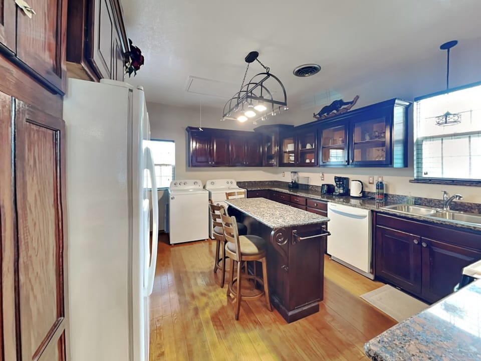 House (2 Bedrooms) | Miscellaneous