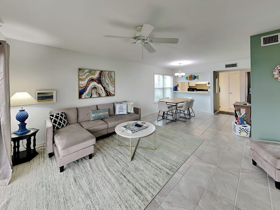 Condo (2 Bedrooms) | Miscellaneous