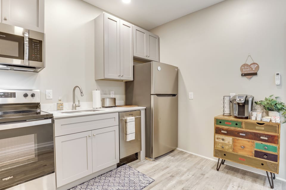 Kitchen | Coffee Cart | K-Cups Provided