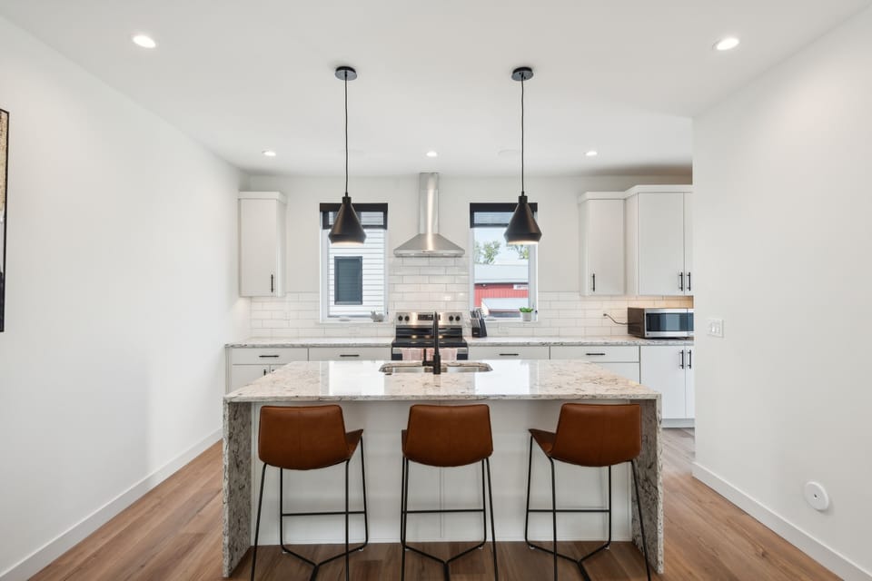 Indoors, Kitchen, Architecture, Building, Dining Room