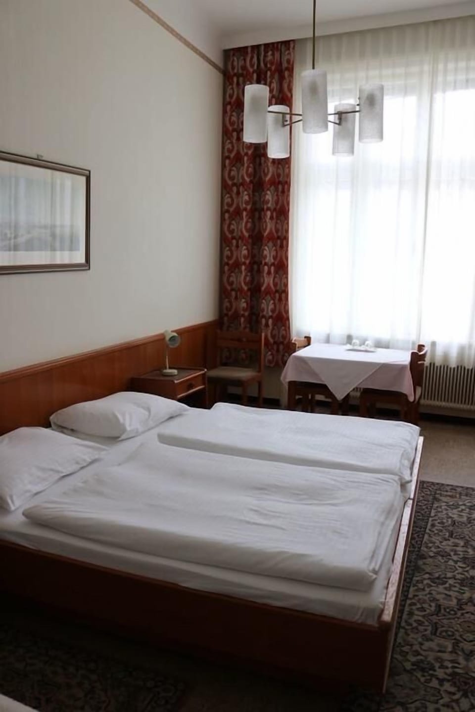 Basic Double Room, City View | Desk, soundproofing, free WiFi