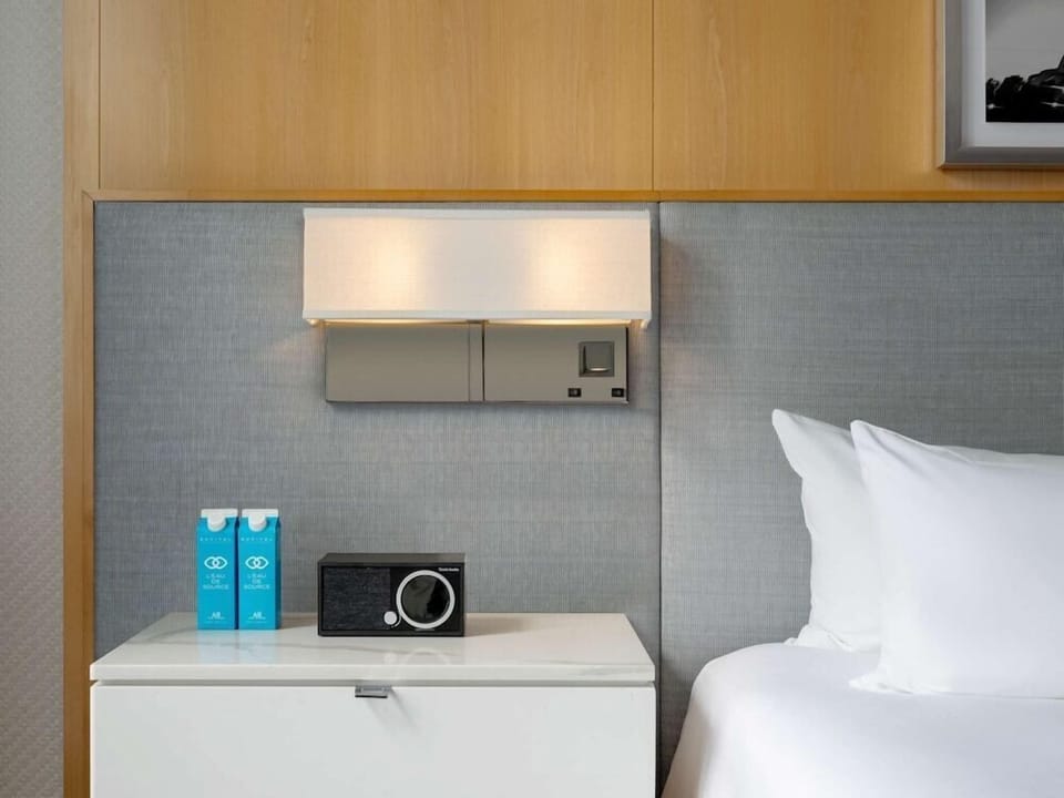 Room amenity