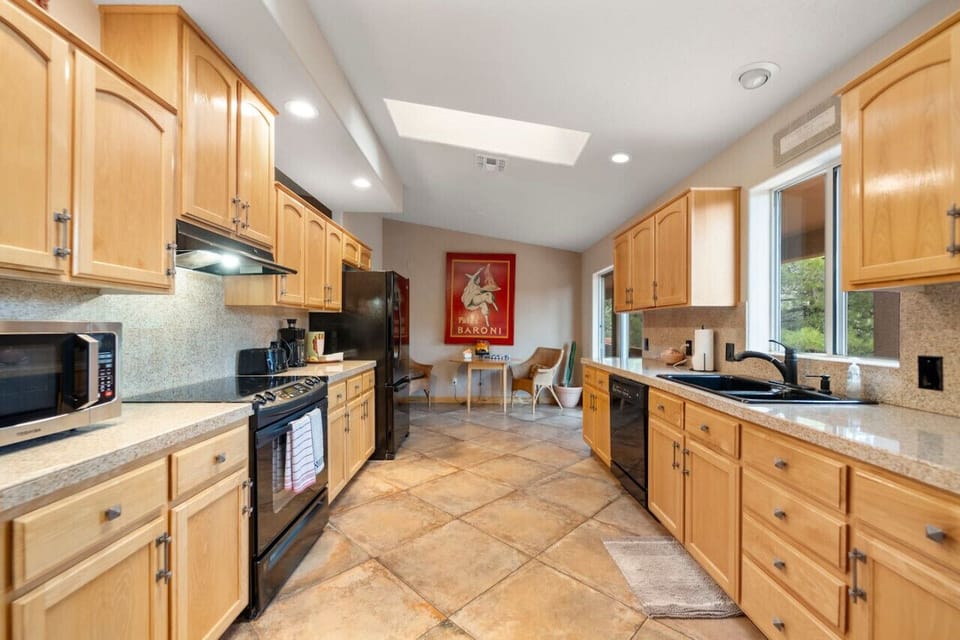 The spacious kitchen