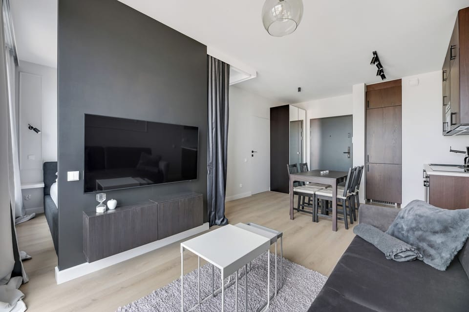 Deluxe Apartment | 1 bedroom, iron/ironing board, free WiFi