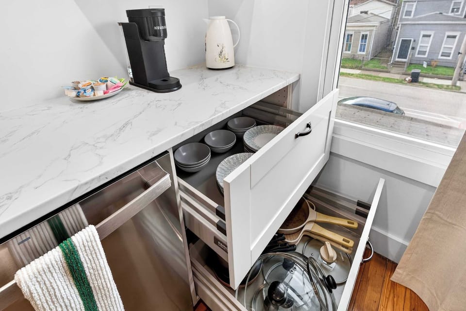 Kitchen: Kitchen: Fully equipped kitchen with a welcoming feel.