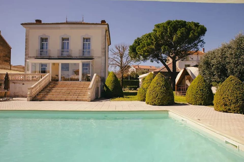 coeur-cristal-piscine-maison-de-maitre-location-vacances-famille-magalas-herault.jpg