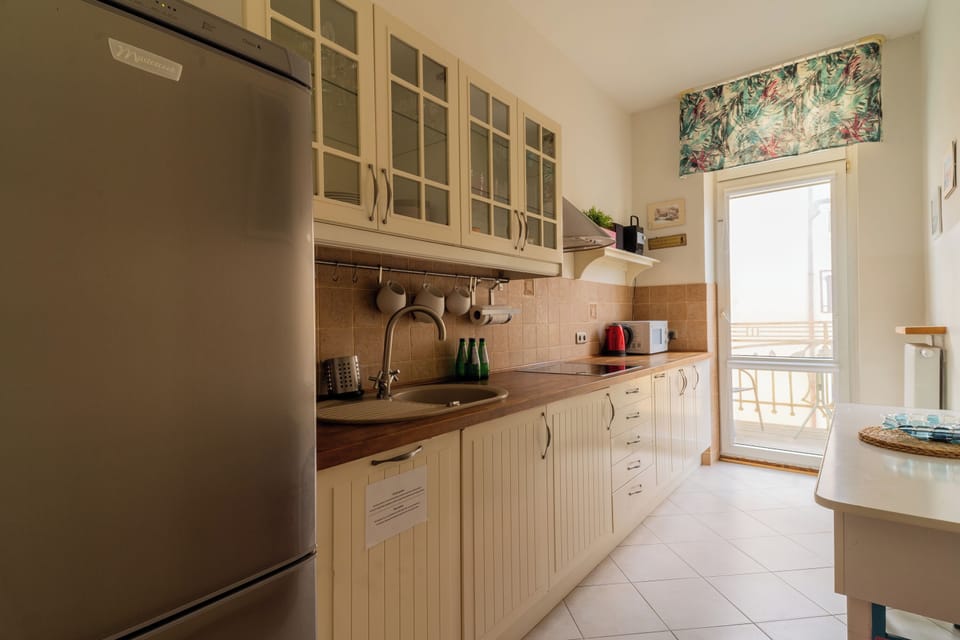 Comfort Apartment | Private kitchen | Electric kettle