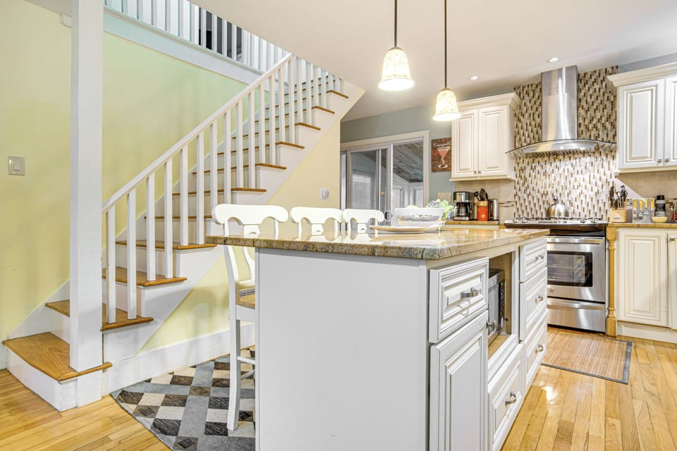 House (4 Bedrooms) | Interior
