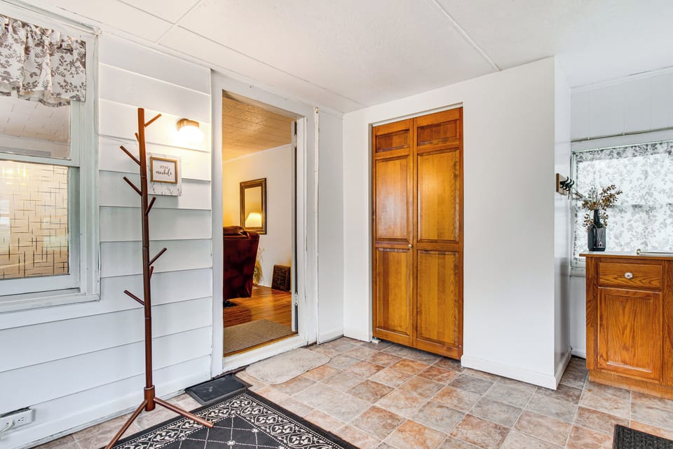 House (1 Bedroom) | Interior