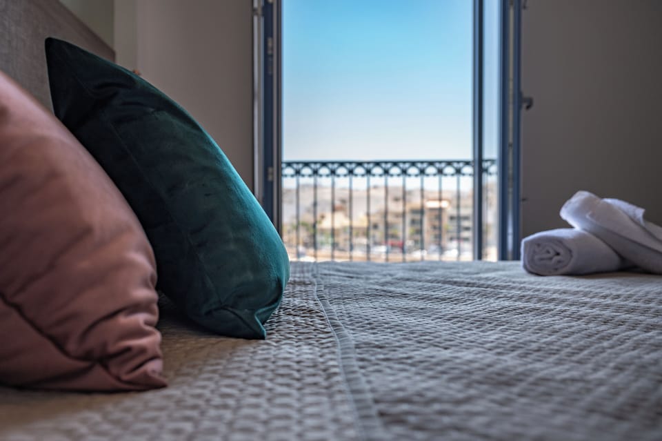 Single Room, Sea View | Blackout drapes, soundproofing, iron/ironing board (on request)