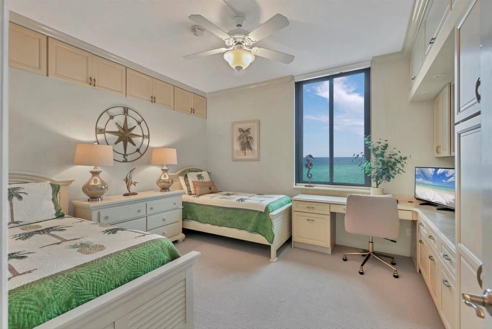 Seaplace M2-512 by FVC - Twin Guest Bedroom