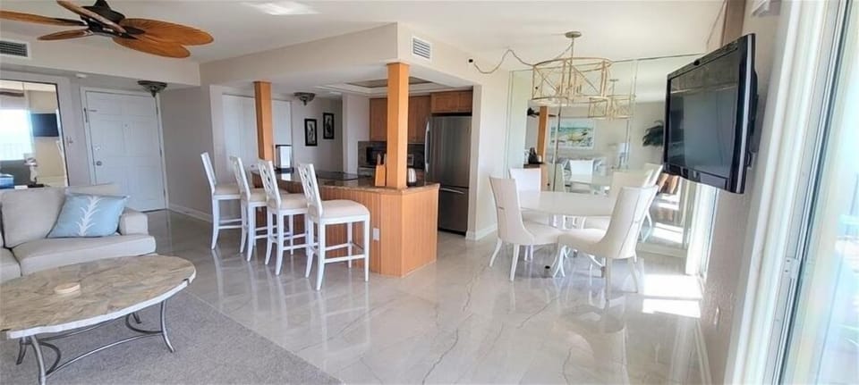 Mark3-202 kitchen/dining room view