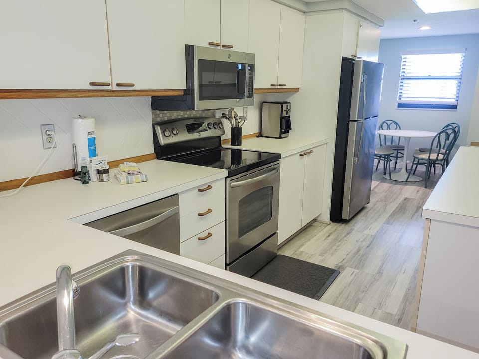 Salty202 kitchen