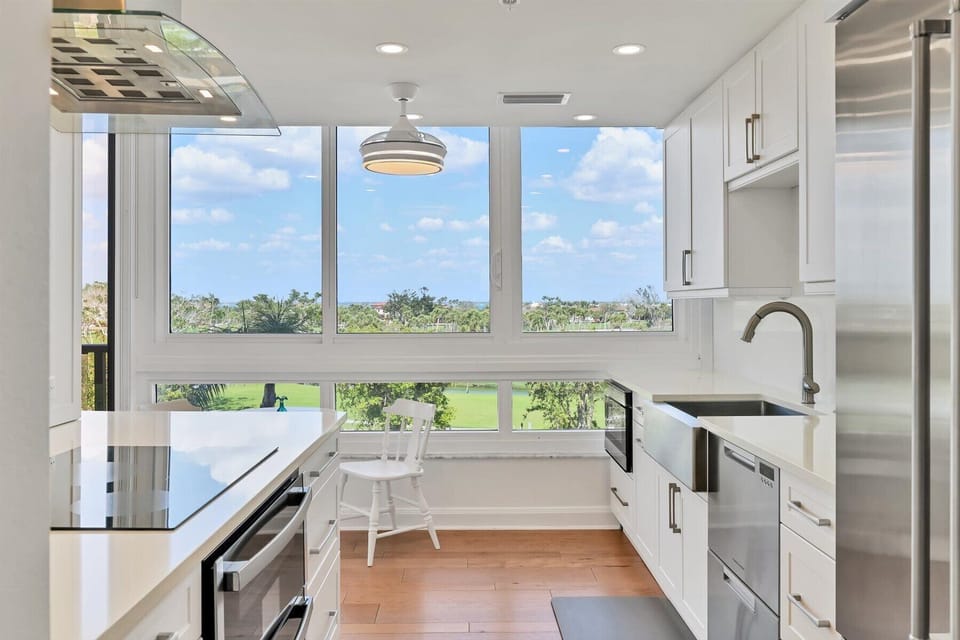 Sanctuary B202 by FVC - Kitchen