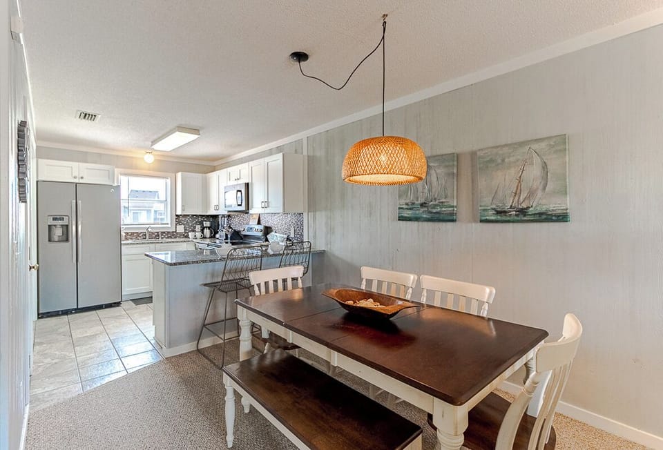Dining Area (