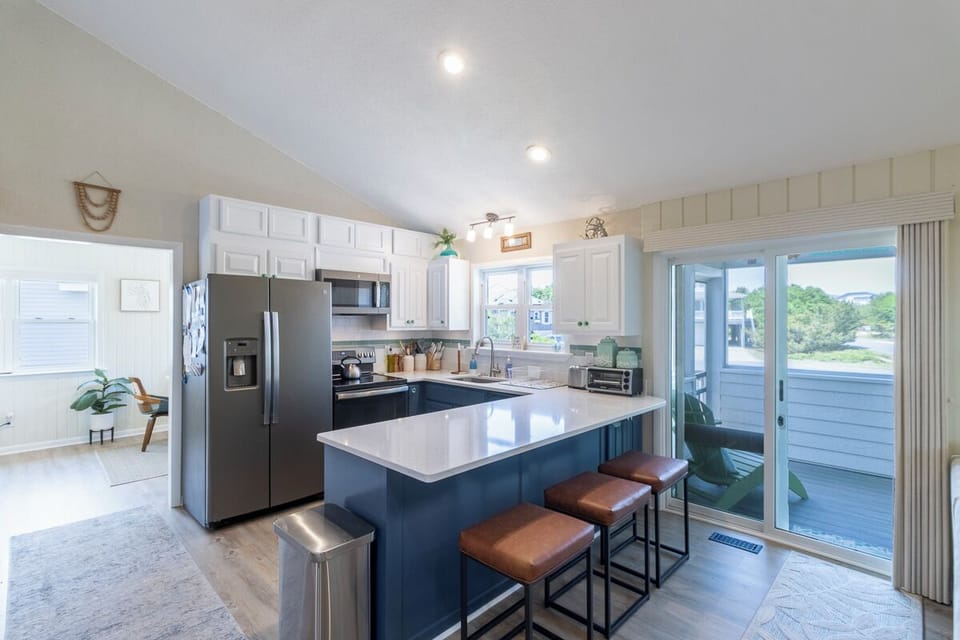 Mid Level Kitchen