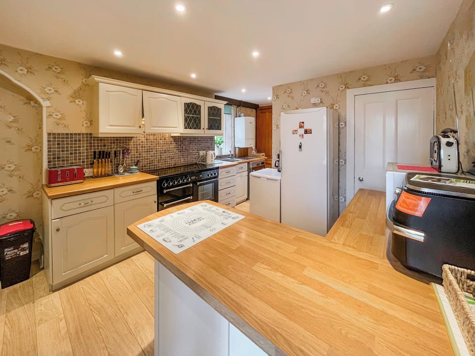 Kitchen | Tigh N Eilean, Aberfeldy