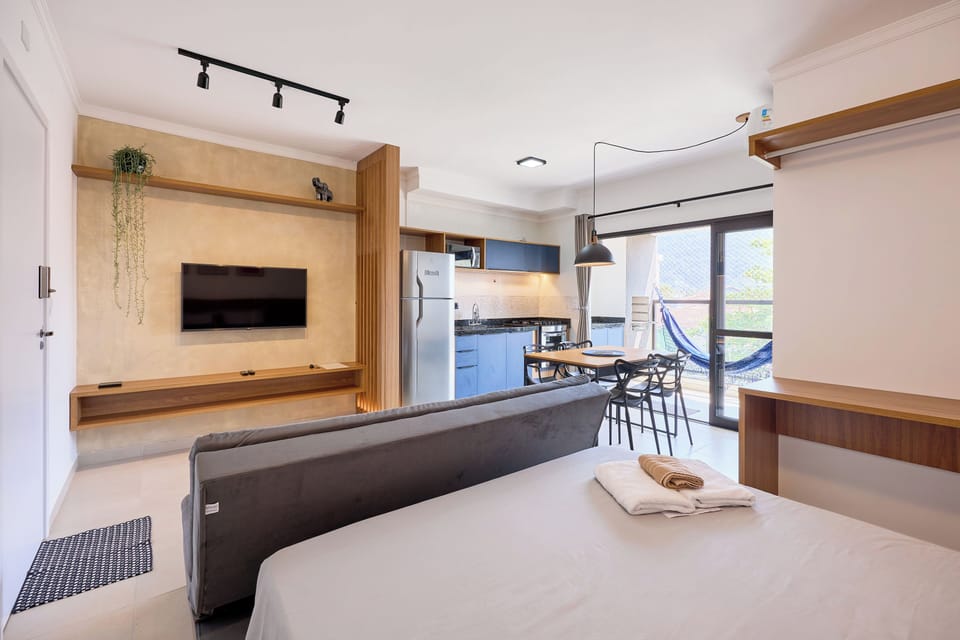 Comfort Apartment, Beachside | Living area