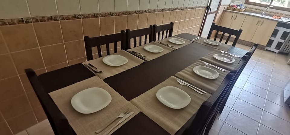 Dinning room for up to 8 persons
