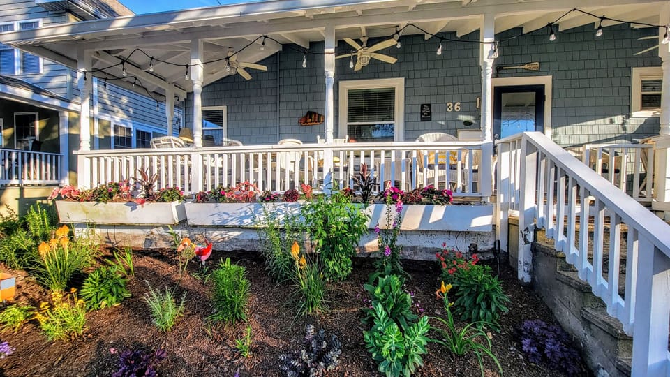 Friendliest and most beautiful porch in town!