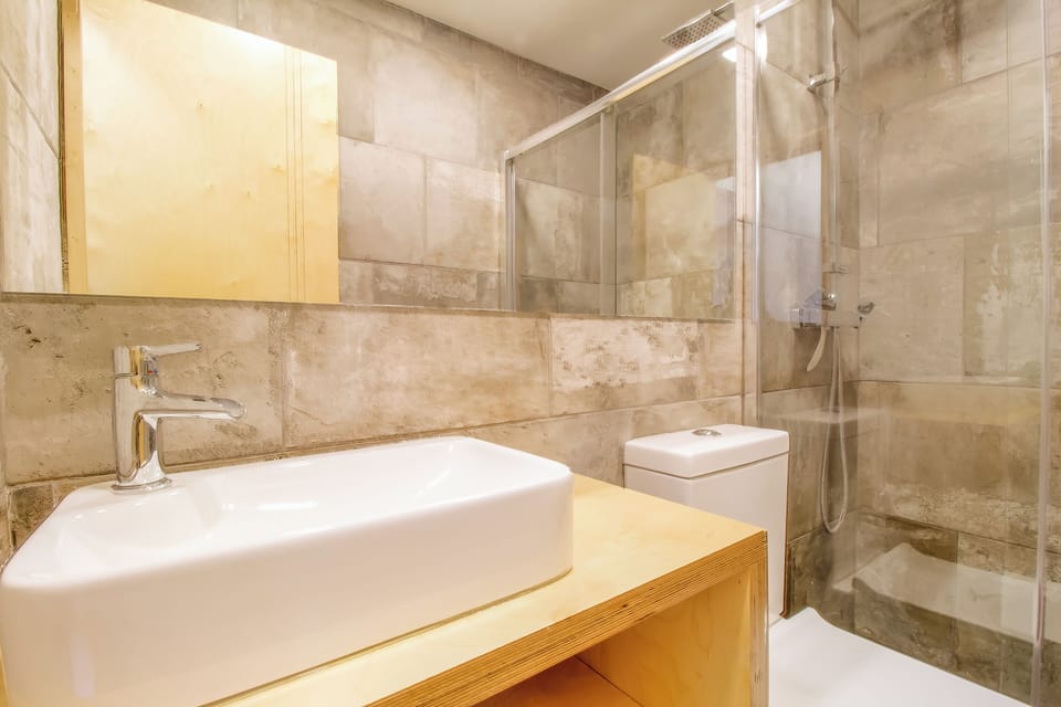 Privtae Bathroom