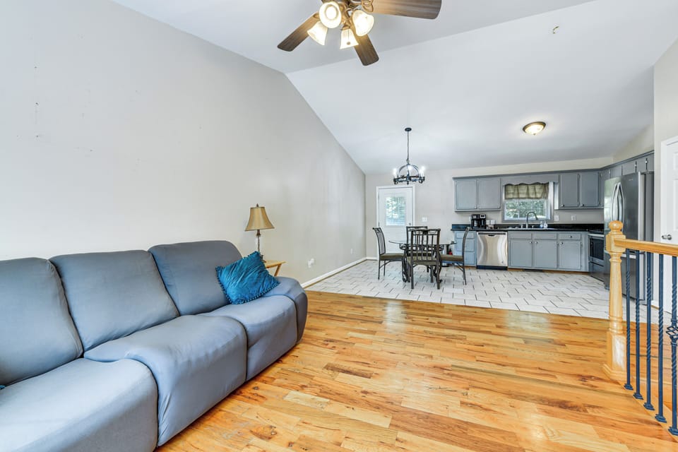House (3 Bedrooms) | Interior