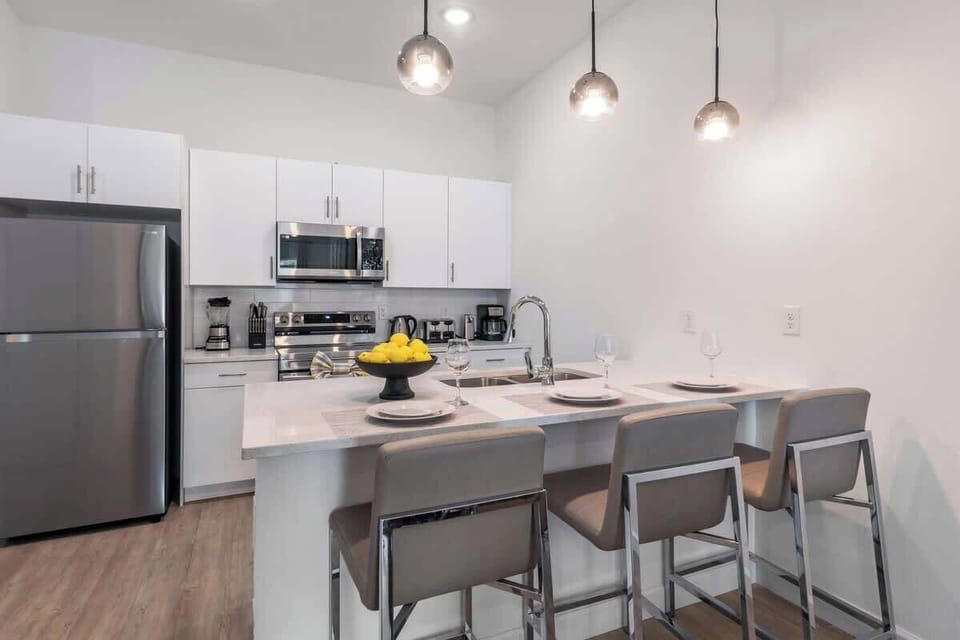 Fully equipped modern kitchen, ready for all your culinary needs.