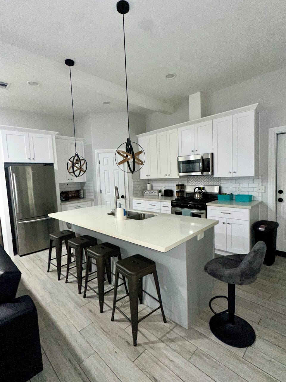 Fully equipped kitchen