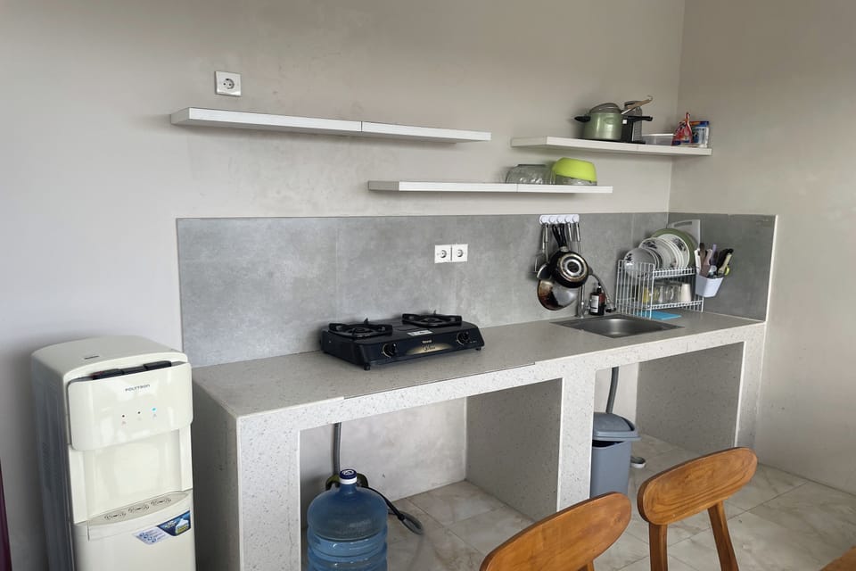 Standard Double Room | Shared kitchen facilities | Coffee/tea maker, electric kettle