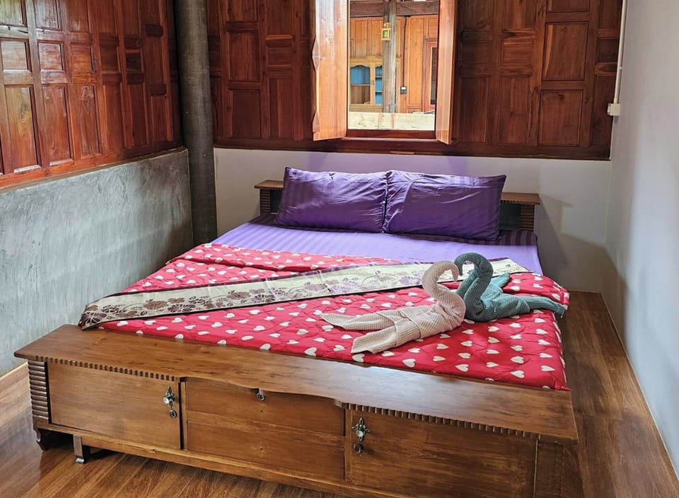 Standard Room | Desk, free WiFi, bed sheets