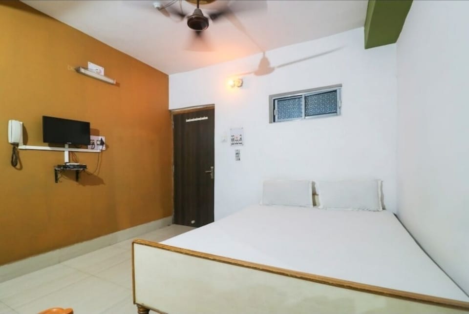 Single Room, Balcony, City View | Free WiFi, bed sheets