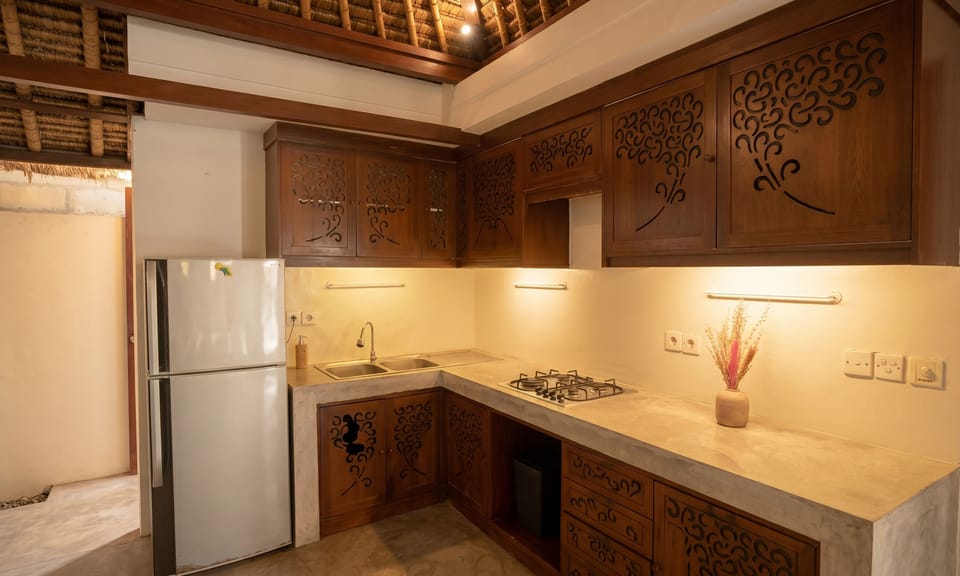 Villa, 2 Bedrooms, Pool View | Private kitchen | Fridge, cookware/dishes/utensils