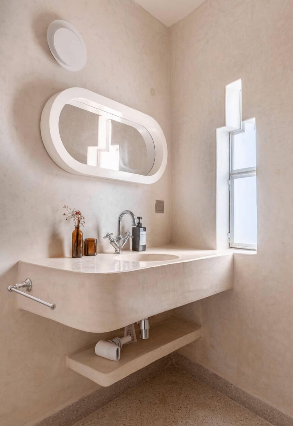 Panoramic Suite, 1 Queen Bed, Bay View | Bathroom | Shower, hair dryer, soap, shampoo