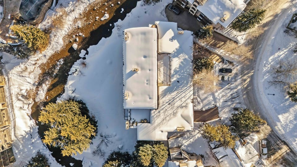 Exterior - Winter