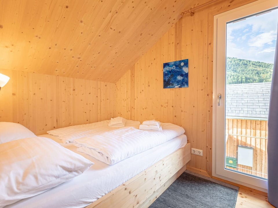 Chalet | 3 bedrooms, individually furnished, bed sheets