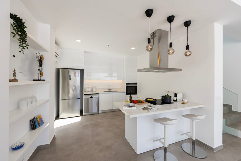 House | 6 bedrooms