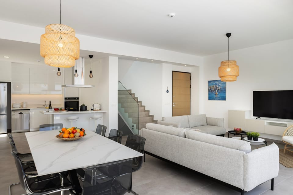 House | 6 bedrooms