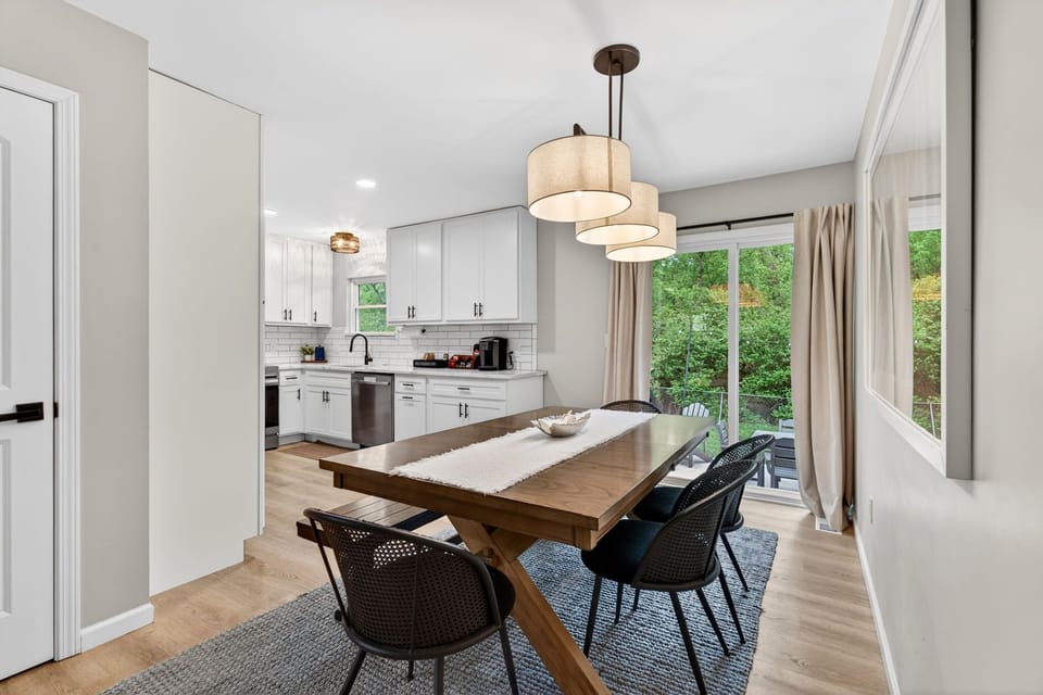 Dining area off the kitchen with space for everyone to sit down together.