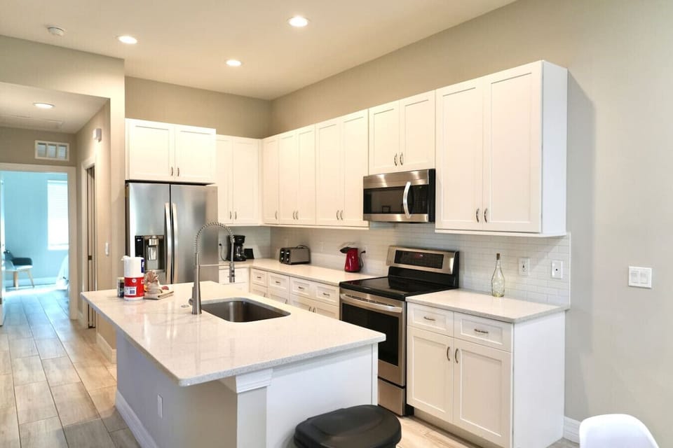 Brand-new kitchen packed with kitchen essentials for our guests to enjoy!