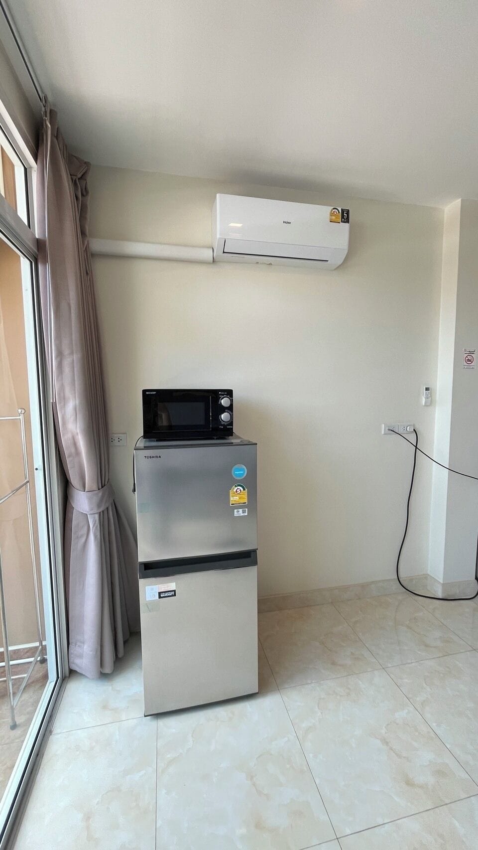 Standard Room | In-room safe, bed sheets
