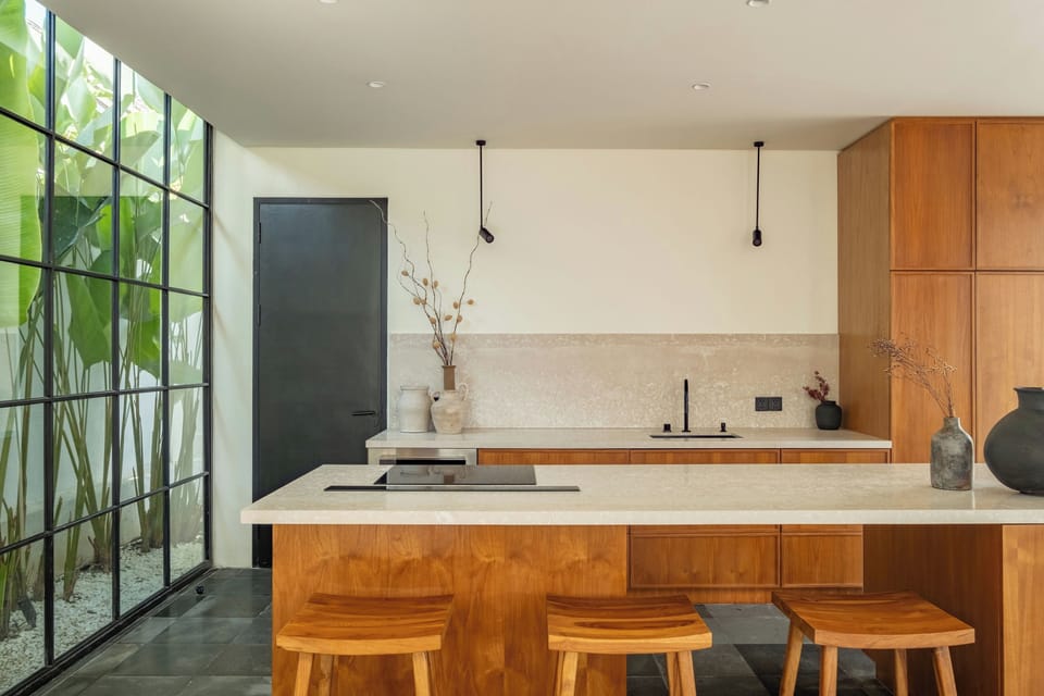 Design Villa, Patio, Pool View | Dining room