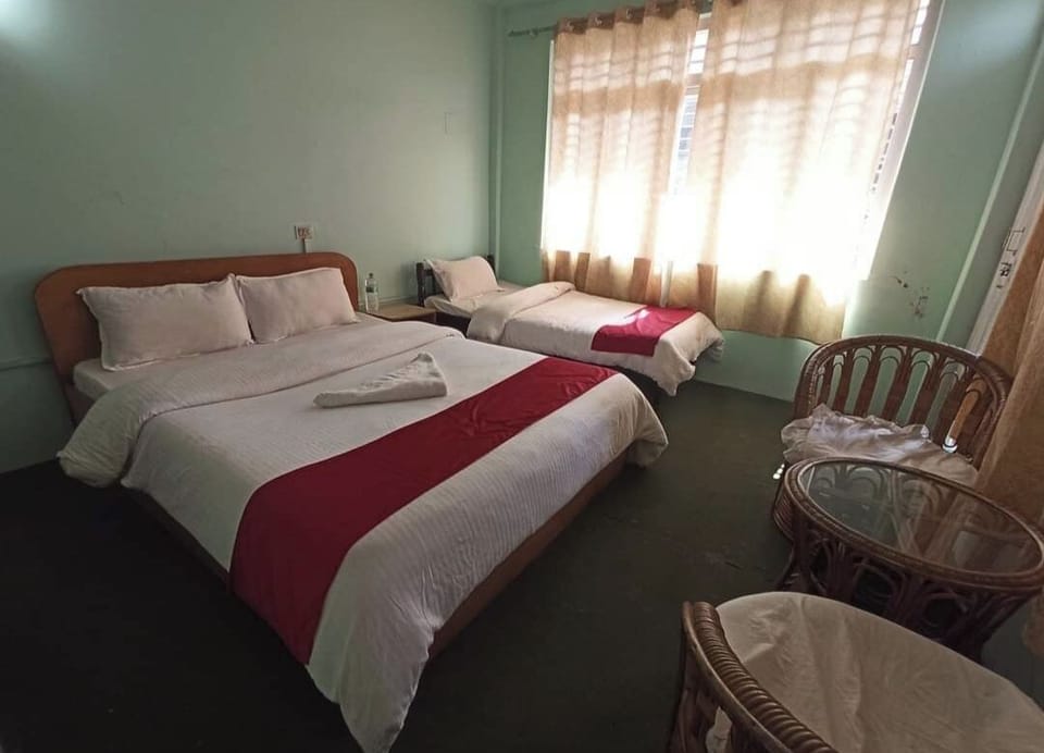 Basic Double Room | Laptop workspace, free WiFi