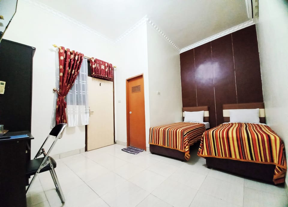 Superior Double or Twin Room | WiFi (free), bed sheets