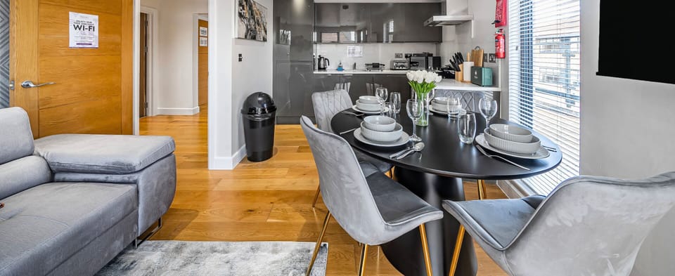 MODERN STYLED DINING AREA