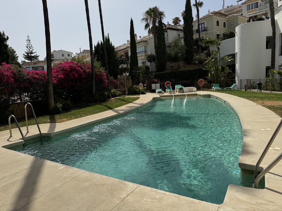 Apartment | Pool | Indoor pool