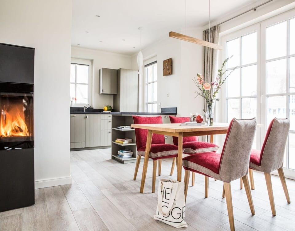 House | Dining